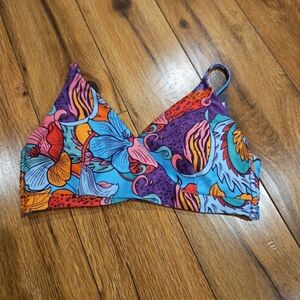 Born Primitive swim top size M